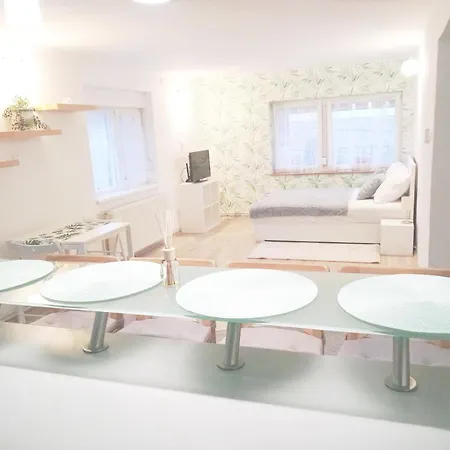 Stardust Apartment *
